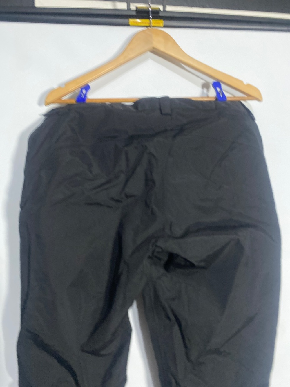The North Face M HyVent Winter Ski Pants - Picture 9 of 13